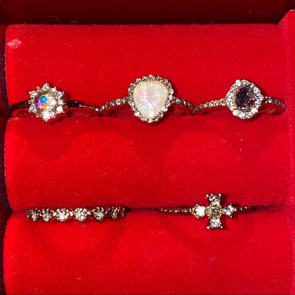 SET OF 5 RINGS - Picture 1 of 2